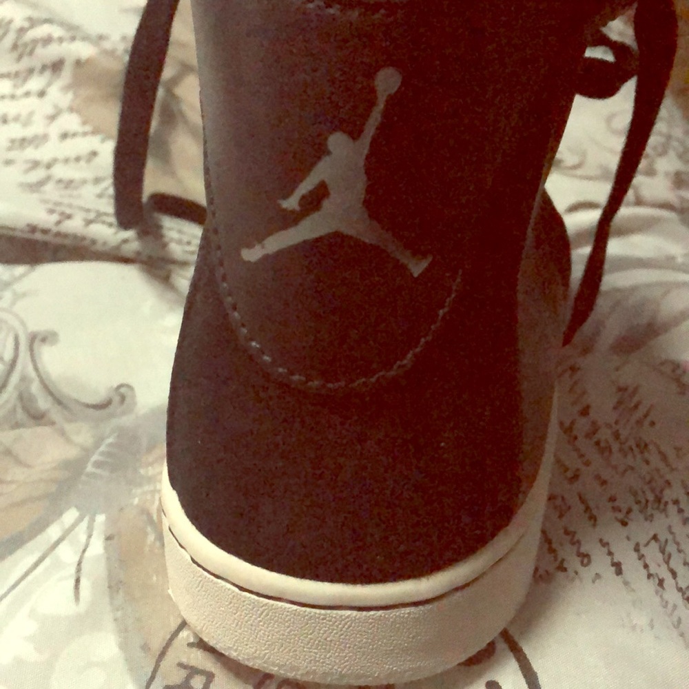 Black Men’s Jordan Shoes